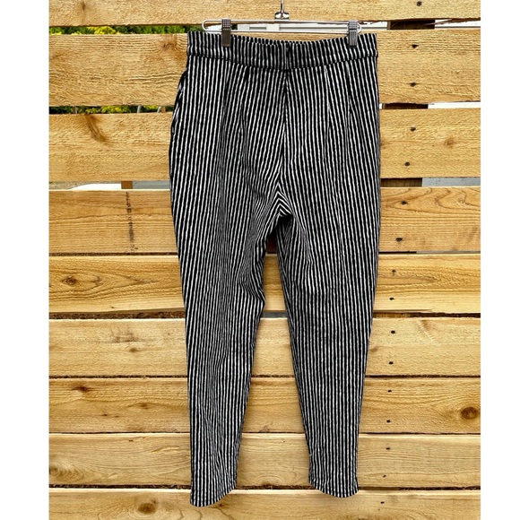 Vixen Miss Kitty Cigarette Pants in Black Stripe - Picture 2 of 8